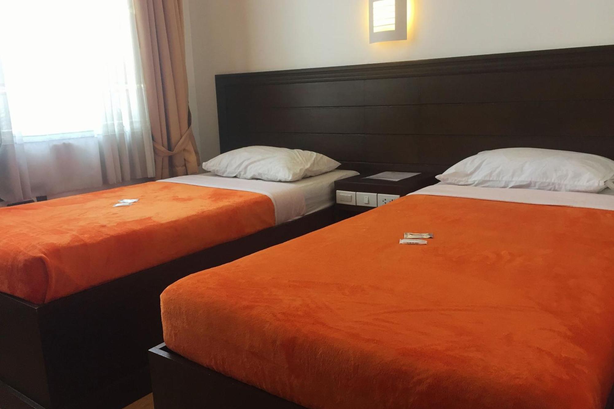 Pearli View Hotel Iloilo Powered By Cocotel Zimmer foto